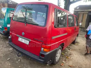 Volkswagen Transporter 2003 Red