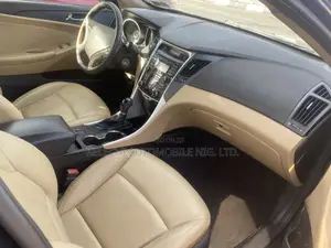 Hyundai Sonata 2013 Black