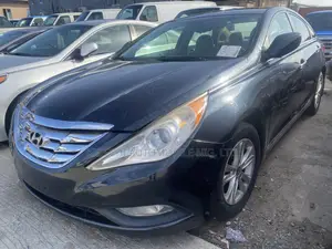 Hyundai Sonata 2013 Black