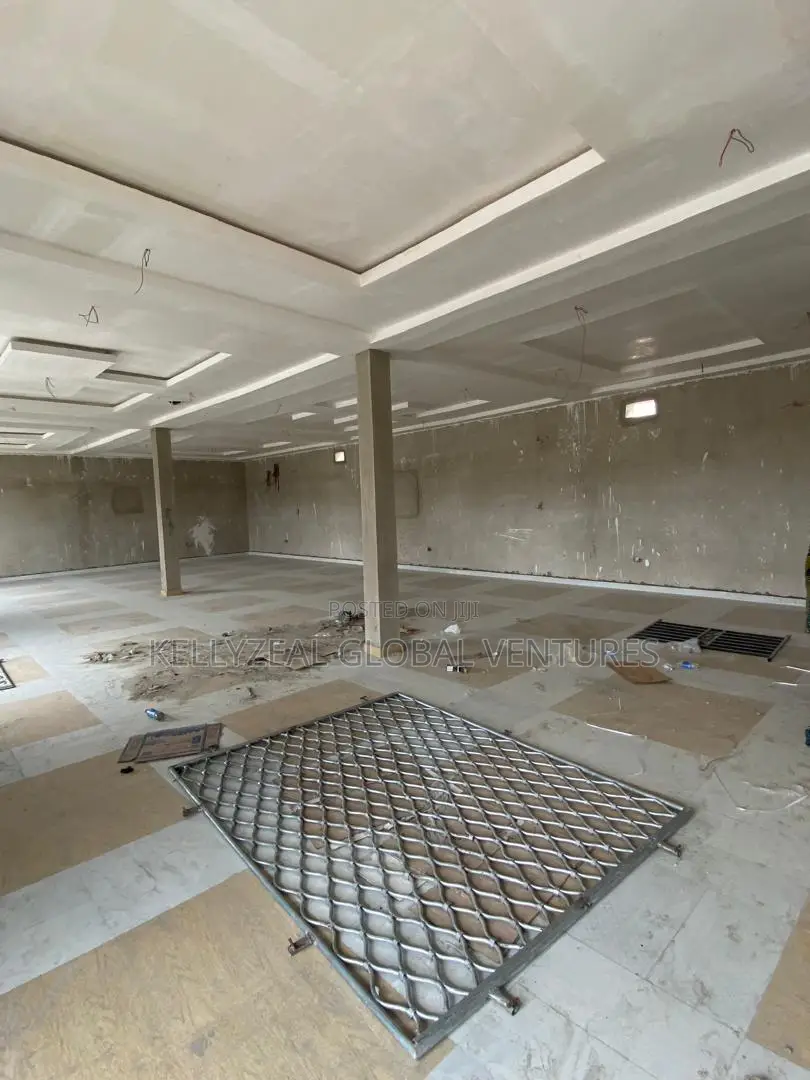 Mall Space for Rent