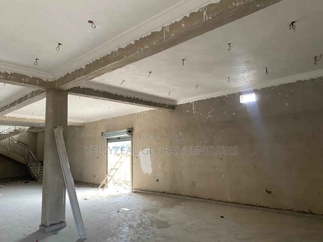 Mall Space for Rent