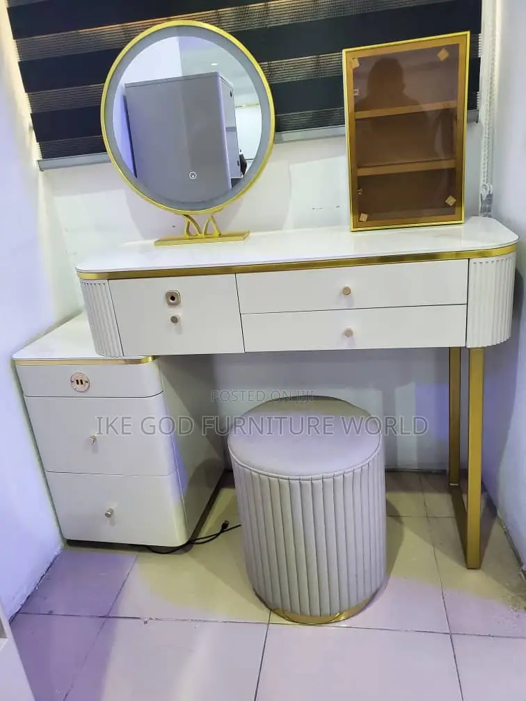 Turkish Dressing Mirror and Chair