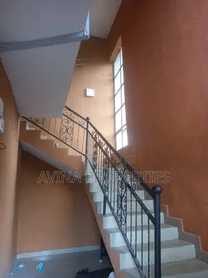 22 Rooms Self Contained With Another Building on DPC Level