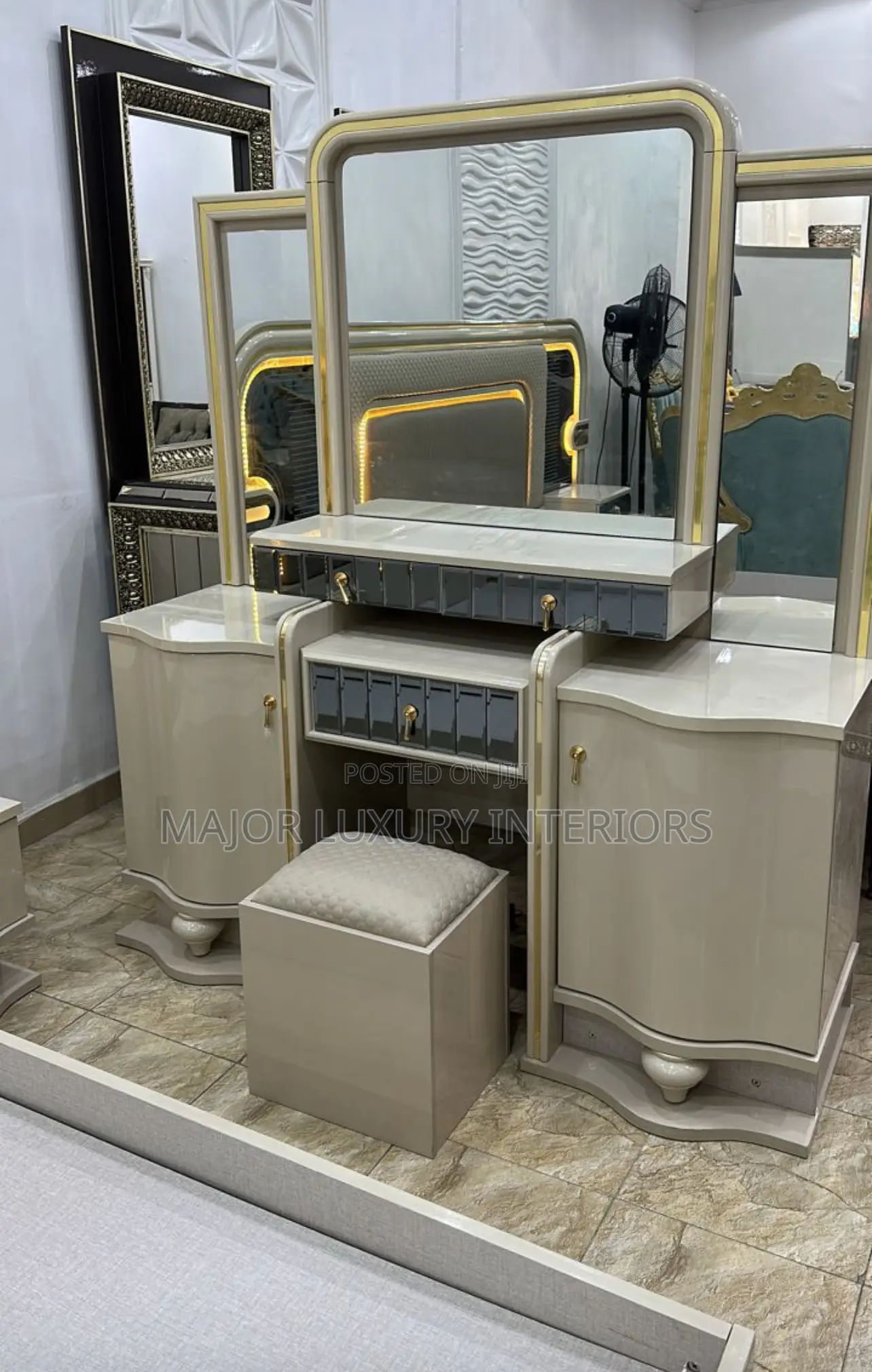 Complete Set of Foreign Bed With Console