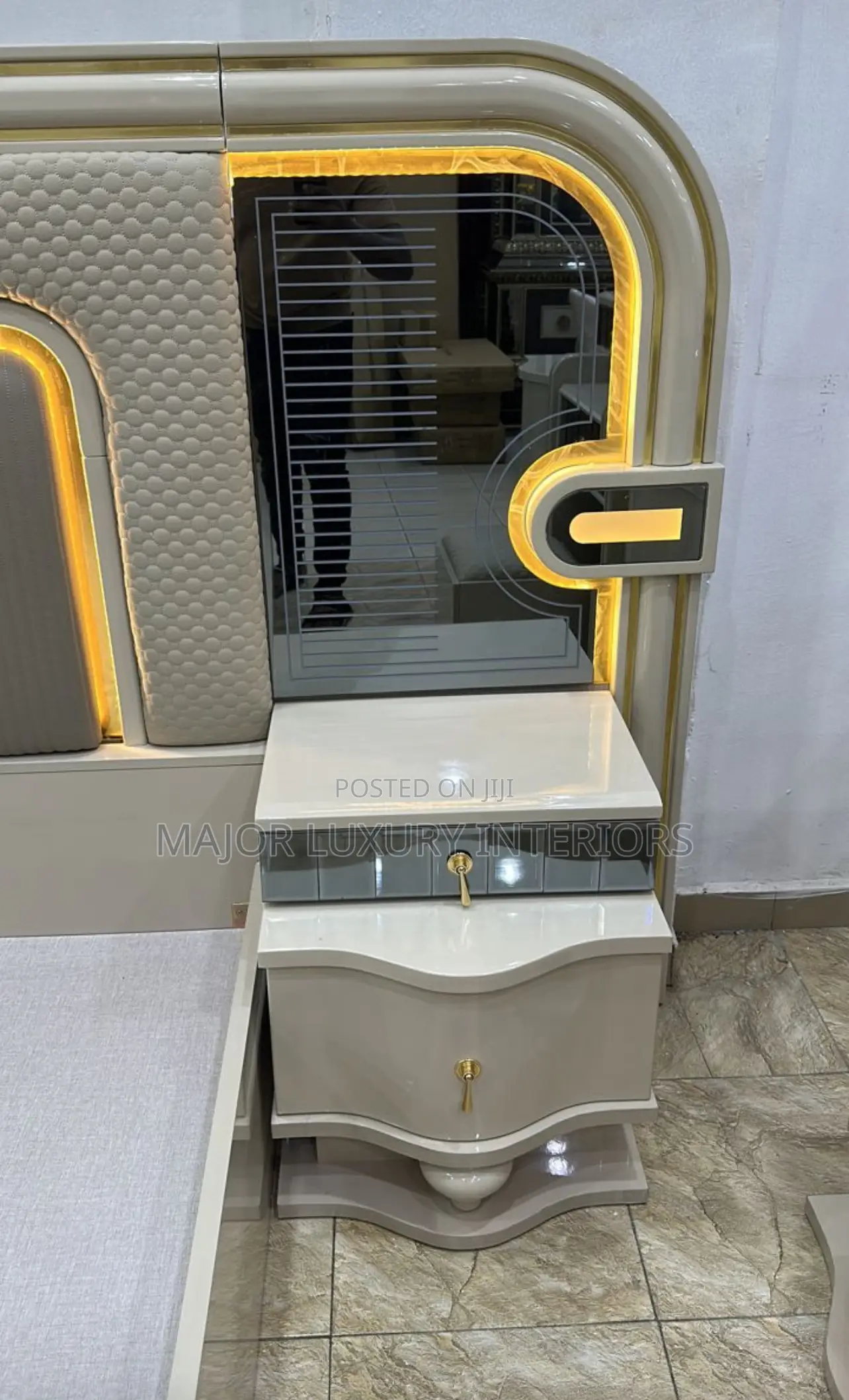 Complete Set of Foreign Bed With Console