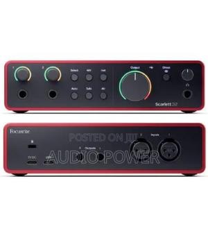Focusrite Scarlett 2i2 4th Generation