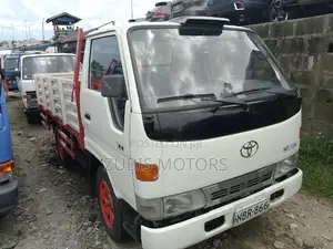 Toyota Dyna 100 New Model