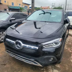 Mercedes-Benz GLA 250 2021 Black