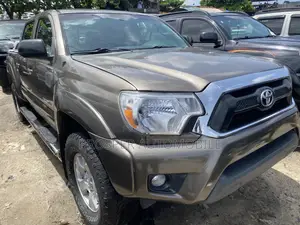 Toyota Tacoma 2013 Brown