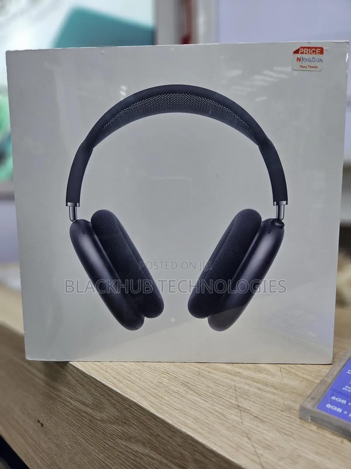 Airpod Max With Pouch