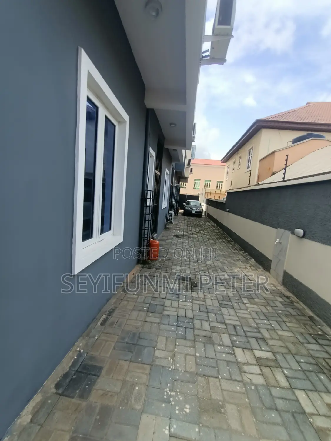 Furnished 3bdrm Maisonette in Omole Phase2 for sale