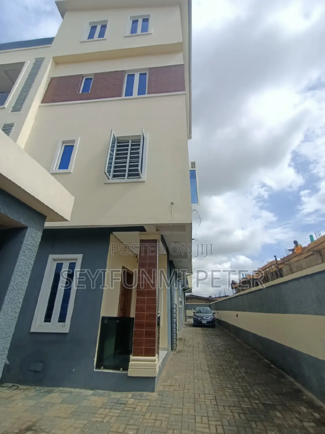 Furnished 3bdrm Maisonette in Omole Phase2 for sale