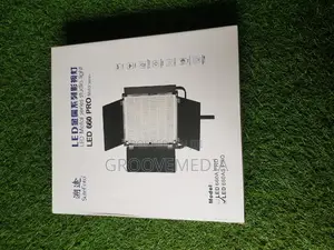 Led660 Pro Videolight With Light Stand