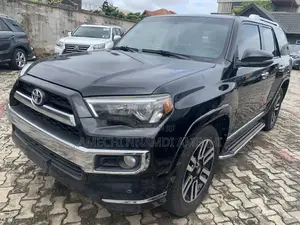 Toyota 4-Runner 2017 Black
