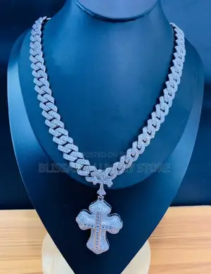 Luxury High-end Cubic Zirconia Neck Chain/Pendant Set