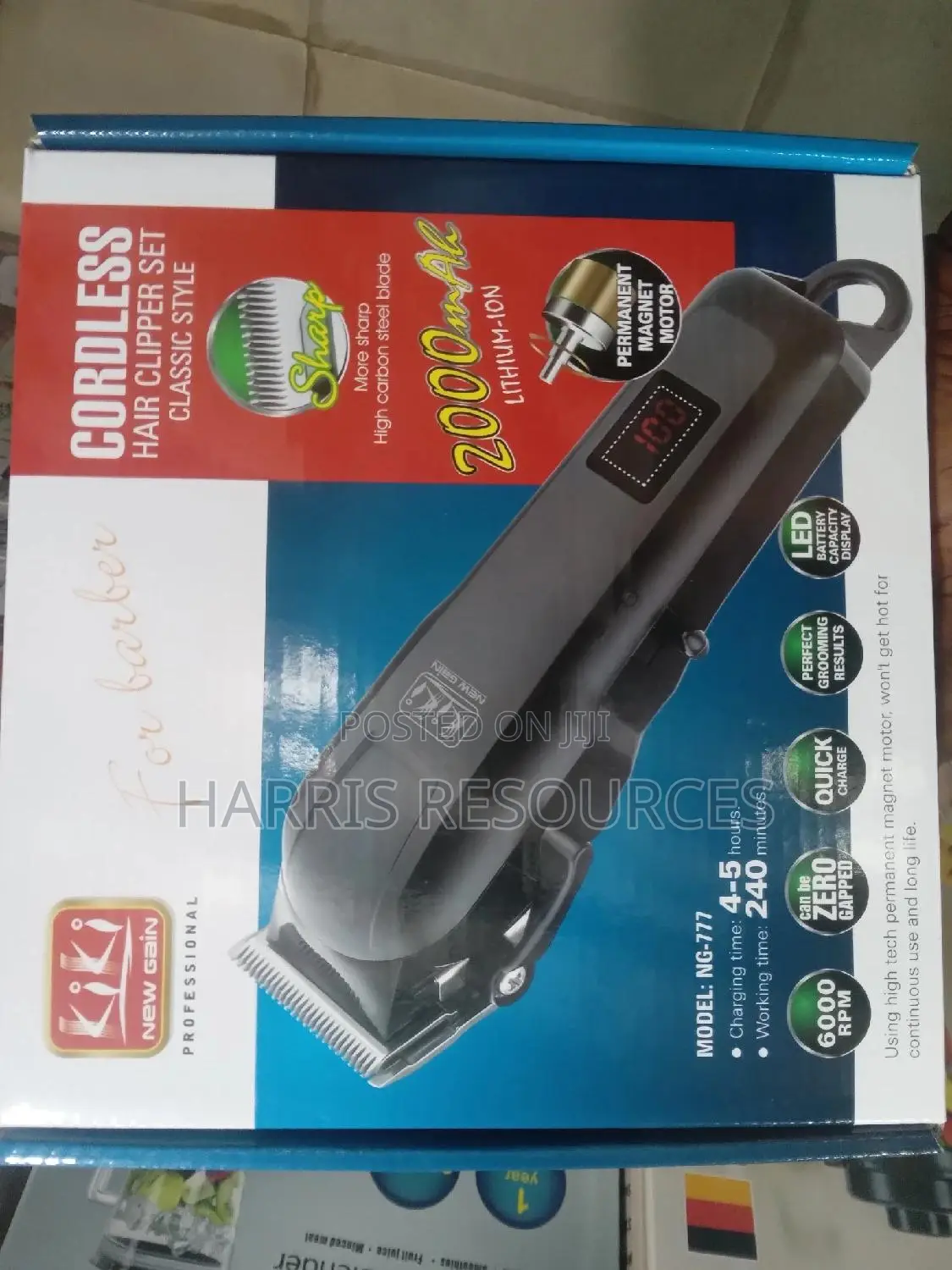 Kiki Rechargeable Cliper With Led Display