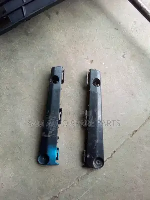 Toyota Camry 013 Bumper Clip the Two Side