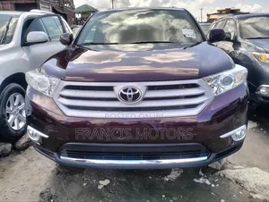Toyota Highlander Limited 3.5l 4WD 2013 Red