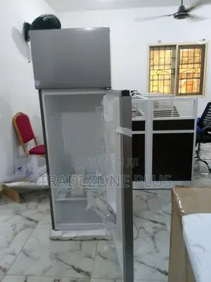 Popular 240ltr Hisense Top Freezer Refrigerator