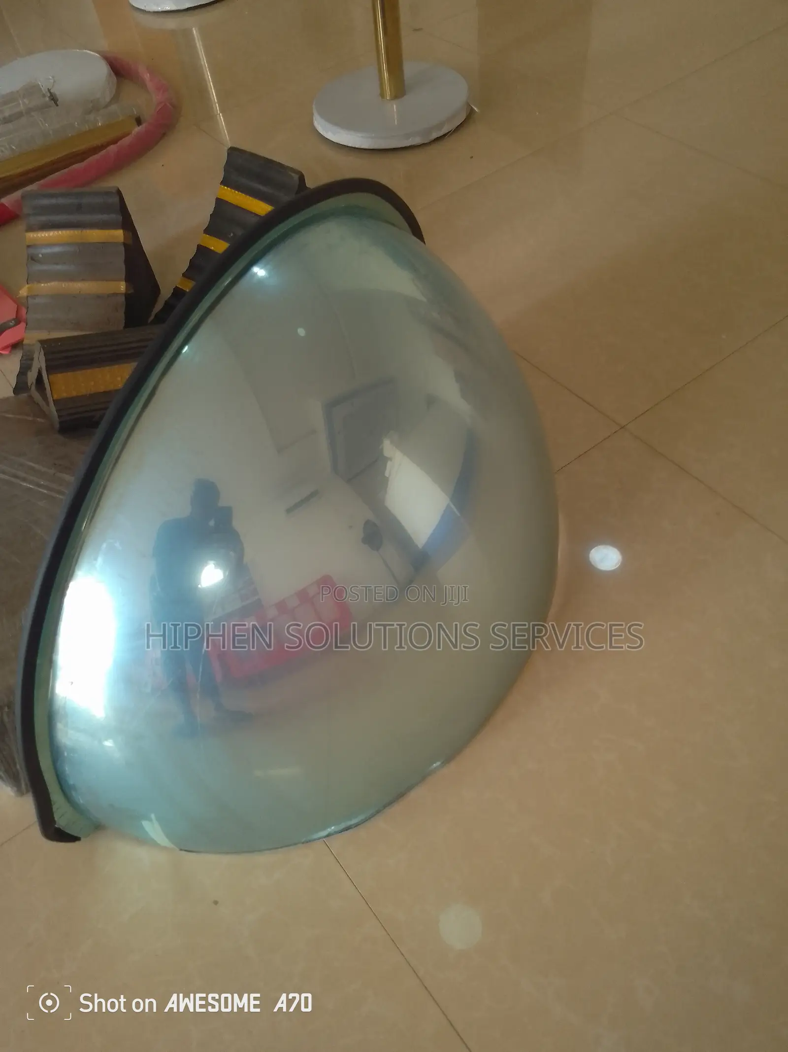 90 Degrees Acrylic Quarter Dome Mirror
