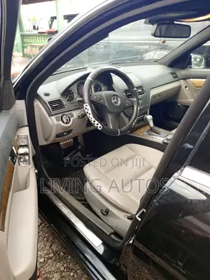 Mercedes-Benz C350 2008 Black