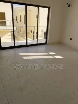 4bdrm Duplex in Chevron for rent