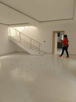 4bdrm Duplex in Chevron for rent