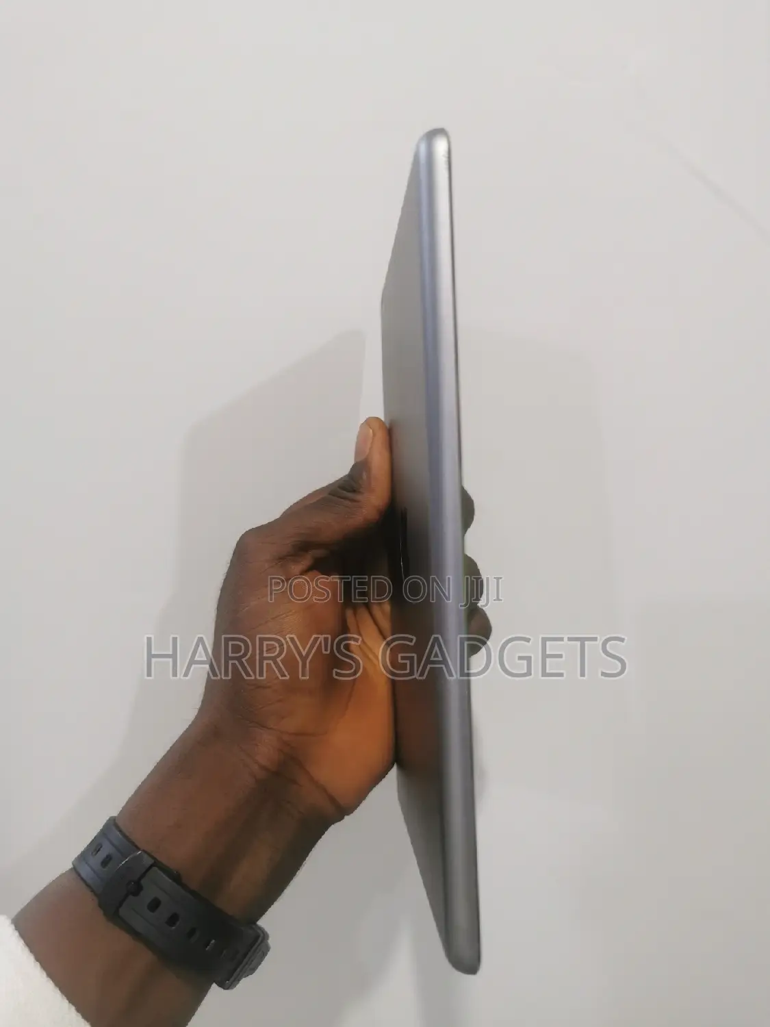 New Apple iPad mini 2 32 GB Gray