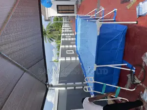 Rectangular Metal Frame Pool