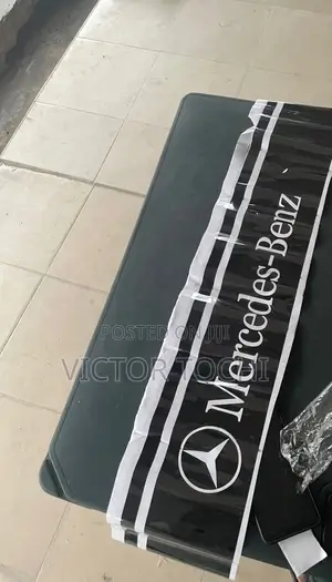Bonnet Stickers Benz