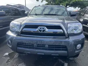 Toyota 4-Runner Limited 4x4 V6 2009 Gray