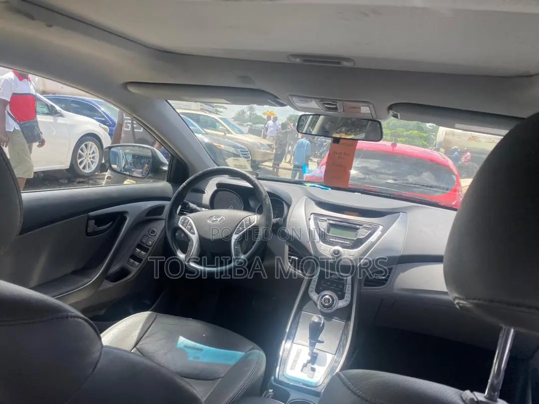 Hyundai Elantra Limited 2012 Silver