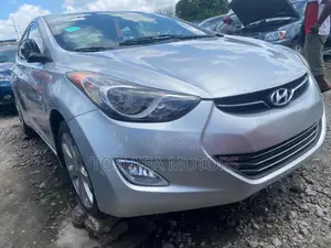 Hyundai Elantra Limited 2012 Silver