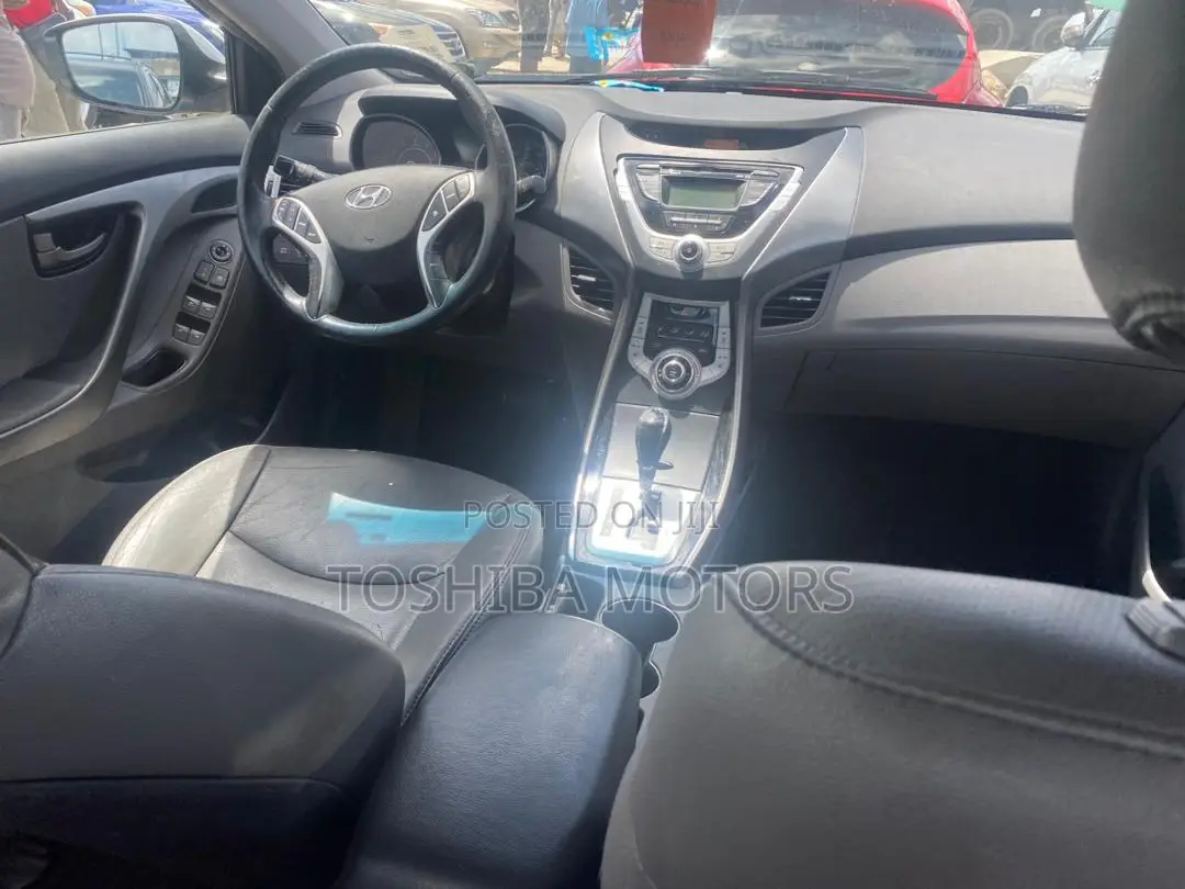 Hyundai Elantra Limited 2012 Silver