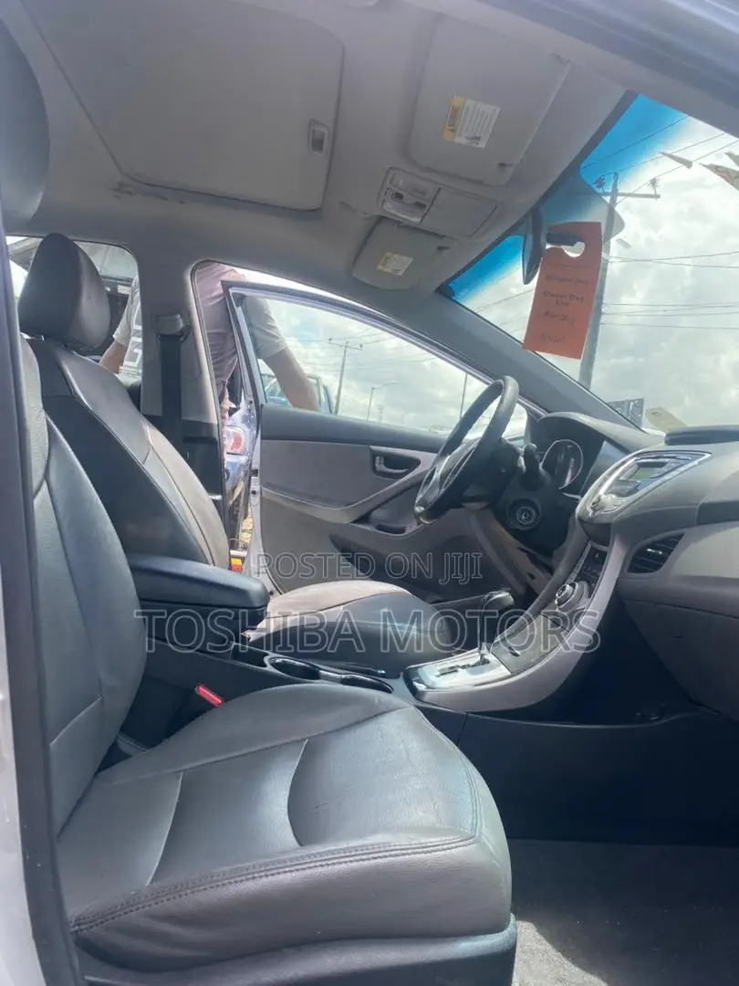 Hyundai Elantra Limited 2012 Silver