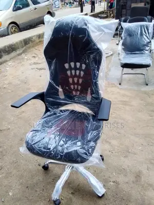 High Quality Executive Swivel Office Chair for Offices