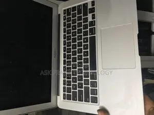 Laptop Apple MacBook Pro 2015 4GB Intel Core i5 SSD 256GB
