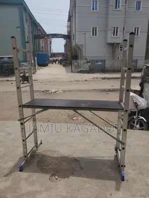 Mobile Scalfold, Platforms and Rollers