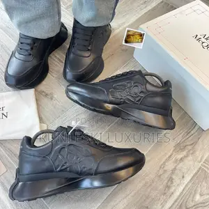 Original Alexander McQueen Sprint Runner Leather Sneakers