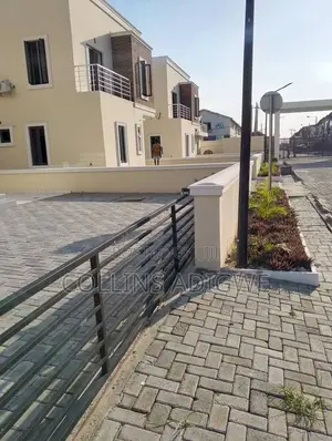 4bdrm Duplex in Chevron Drive Lekki for sale