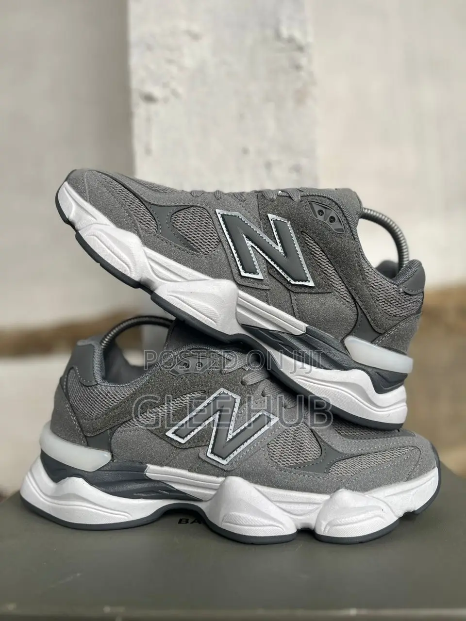 High Quality Sneakers