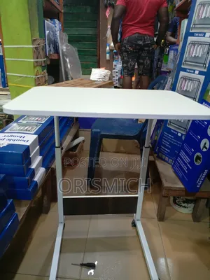 Moveable and Adjustable Laptop Table
