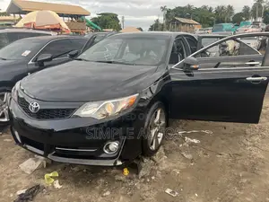 Photo - Toyota Camry 2013 Black