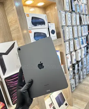 Apple iPad Air (2022) 64 GB Gray