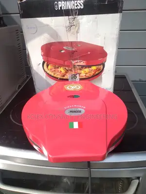 Pizza Maker