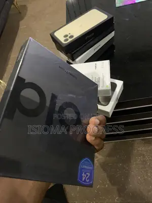 New Samsung Galaxy Z Fold4 512 GB Black