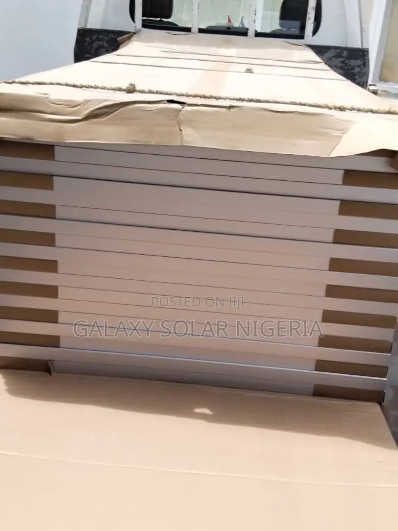 Jinko Solar Panels 555w Tiger Pro-Mono Half Cut