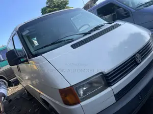Volkswagen Transporter 2005 White