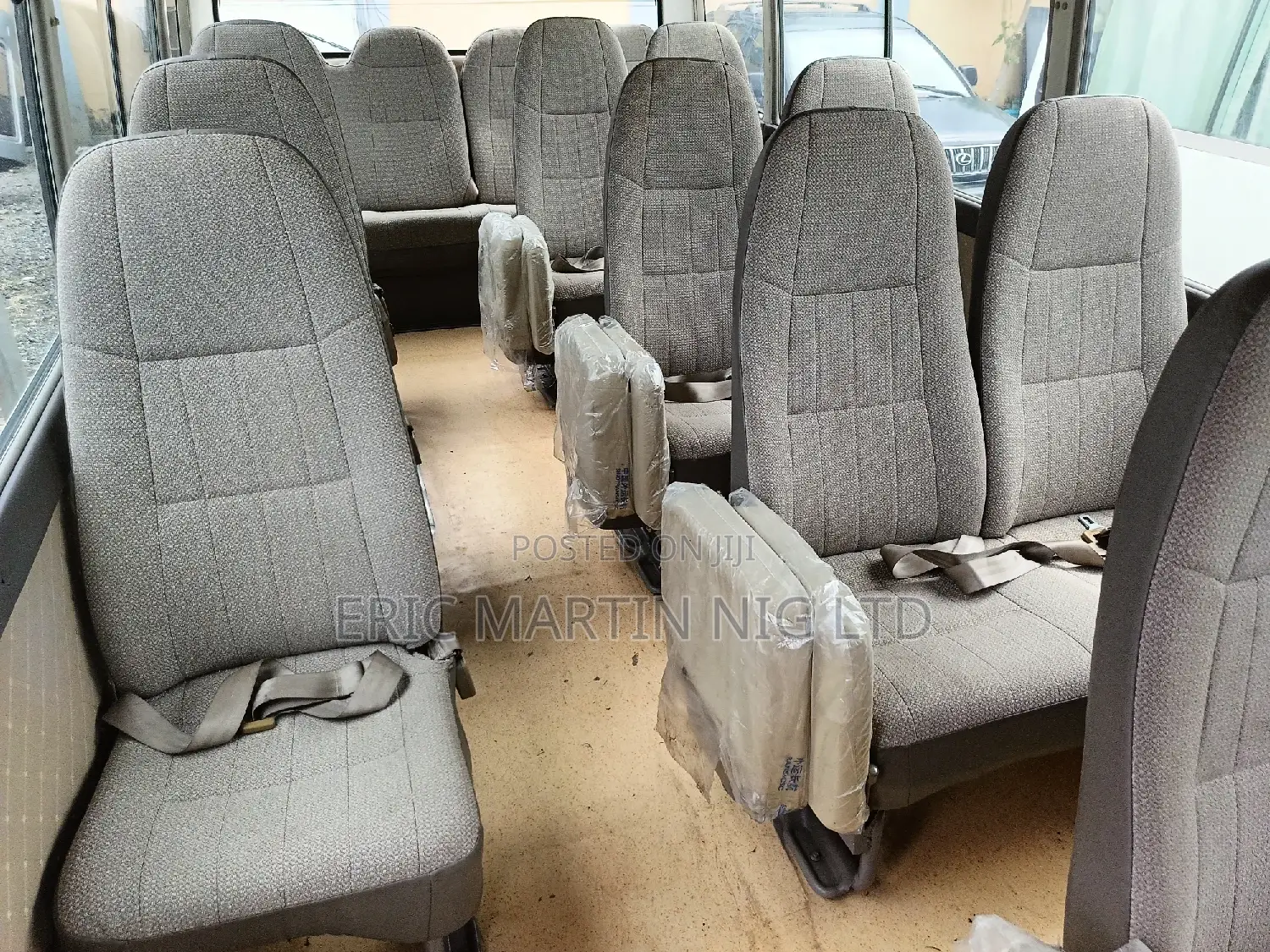 Toyota Coaster 2010 Gold