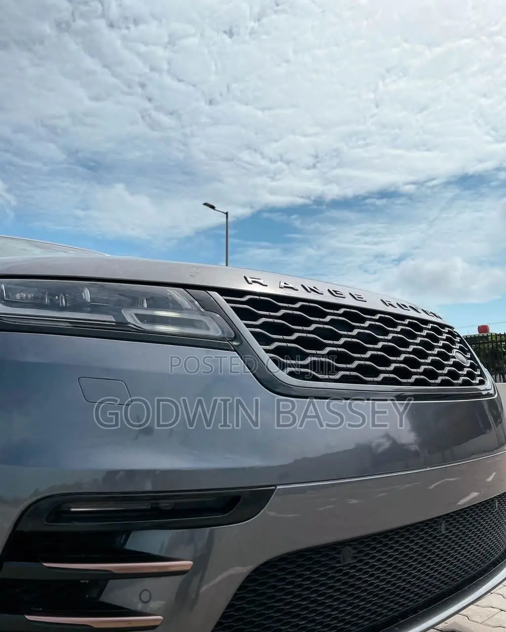 Range Rover Velar Available for Hire